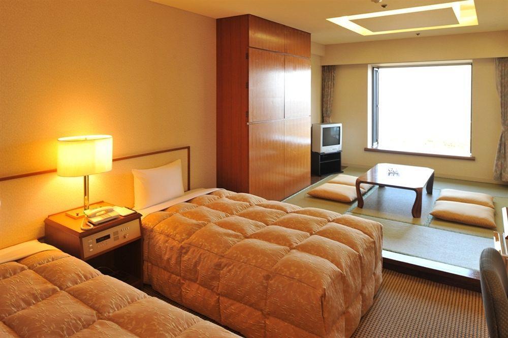 Resorpia Hakone Hotel Bagian luar foto